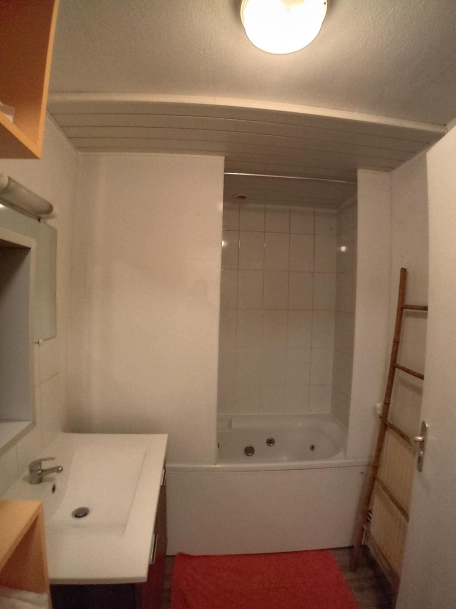 Appart Chartreux Baignoire Massante ,A 3 Minutes Du Centre En Bus! 2 Etoiles Atout France Voiron Esterno foto